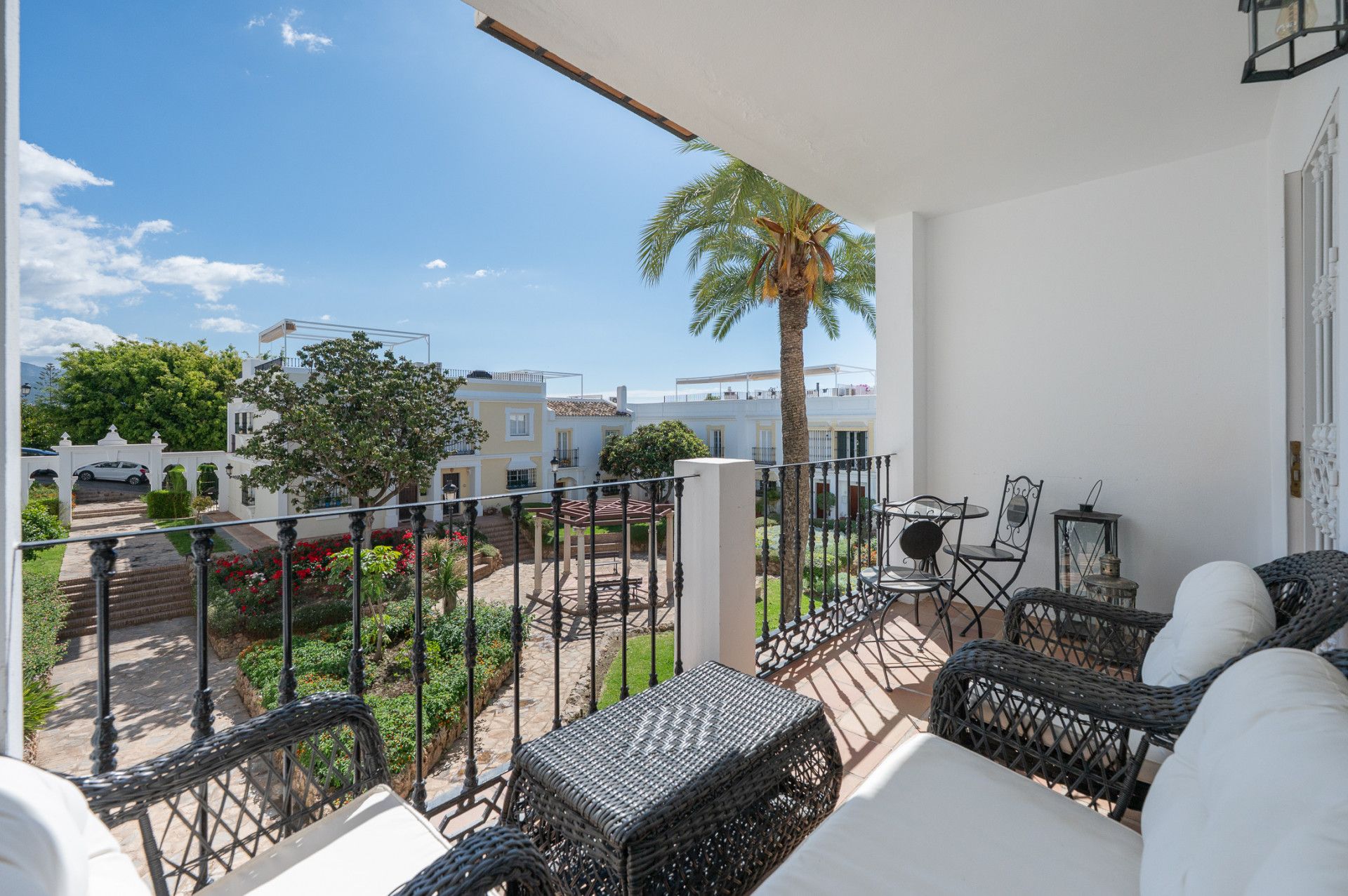 Town House in Nueva Andalucia, Aloha Pueblo, Nueva Andalucia, 11/12