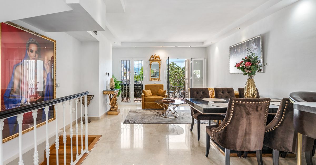 Town House in Nueva Andalucia, Aloha Pueblo, Nueva Andalucia, 3/12