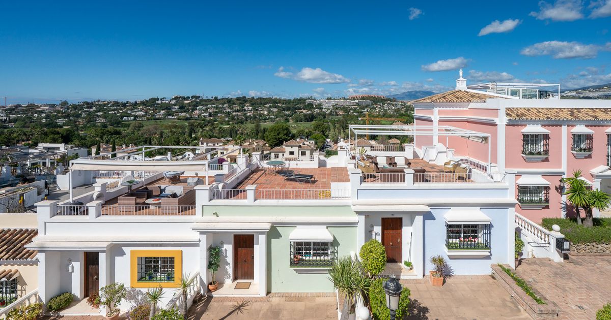 Town House in Nueva Andalucia, Aloha Pueblo, Nueva Andalucia, 5/12