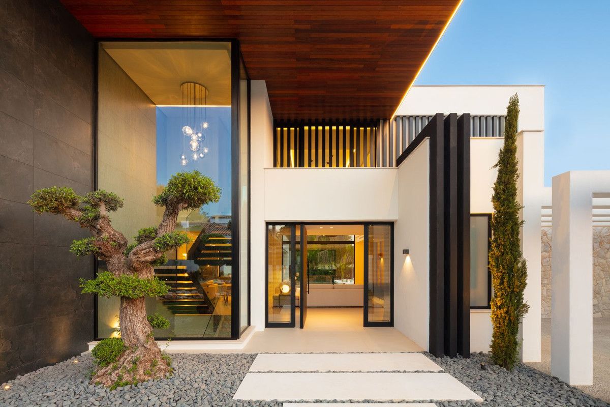 Freistehende Villa in Marbella, Marbella, 1/12