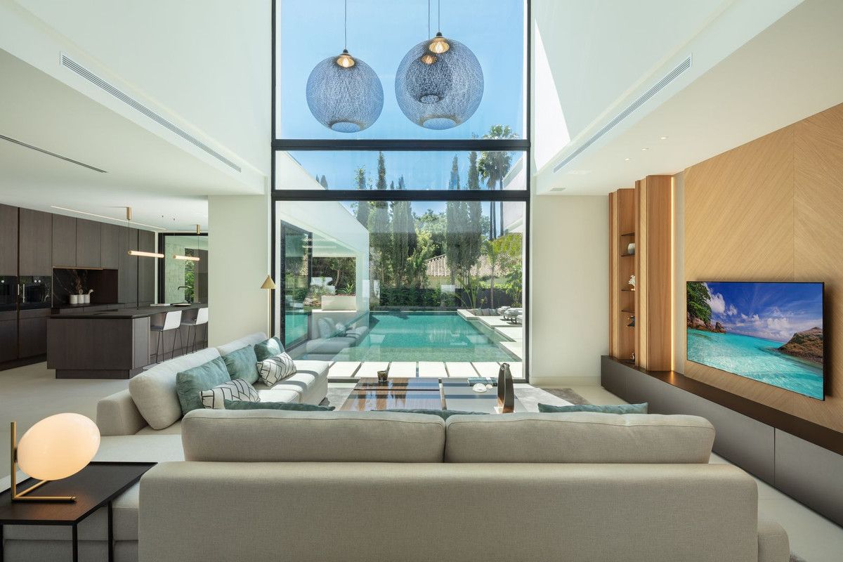 Freistehende Villa in Marbella, Marbella, 9/12