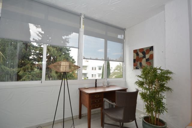 Appartement op de middelste verdieping in The Golden Mile, The Golden Mile, 3/12