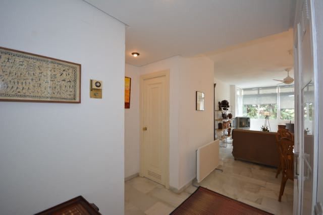 Appartement op de middelste verdieping in The Golden Mile, The Golden Mile, 7/12