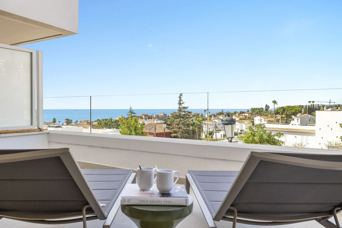 Ground Floor Apartment in Estepona, Estepona, 2/12