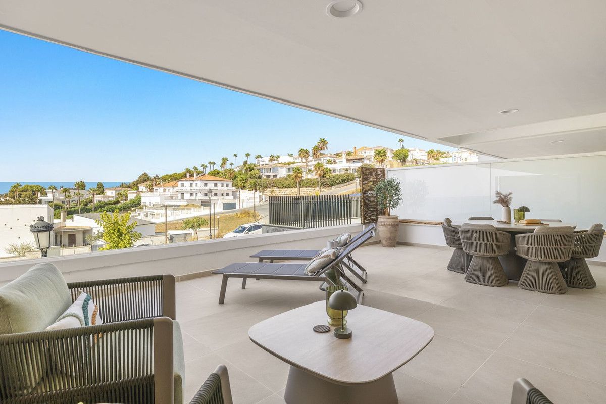 Ground Floor Apartment in Estepona, Estepona, 3/12