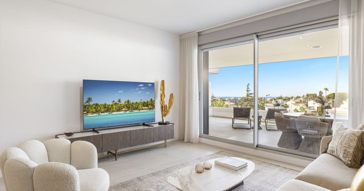 Ground Floor Apartment in Estepona, Estepona, 6/12