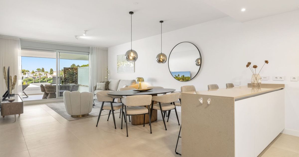 Ground Floor Apartment in Estepona, Estepona, 10/12