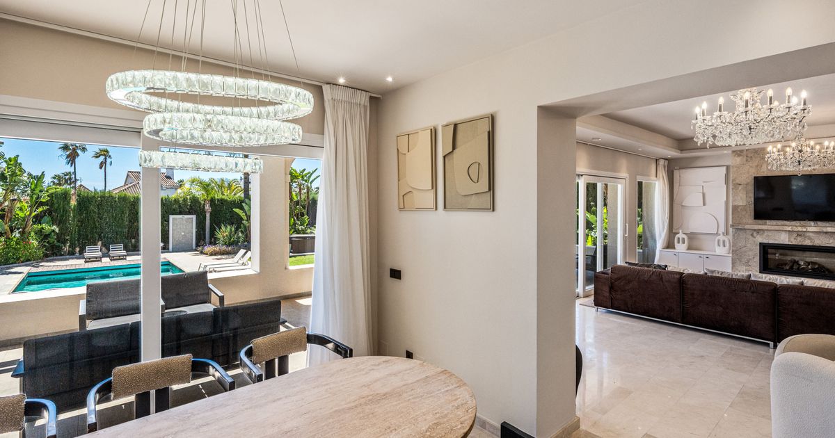 Villa w Nueva Andalucia, Nueva Andalucia, 9/12