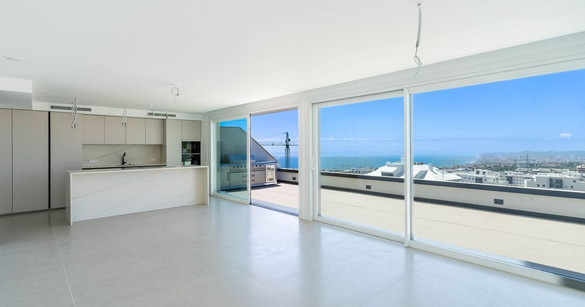 Penthouse in Higueron, Higueron, 2/12