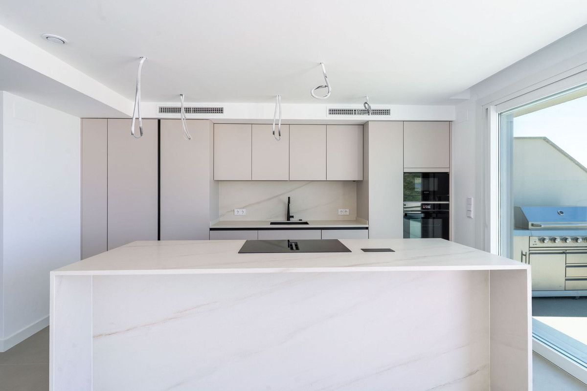 Penthouse in Higueron, Higueron, 4/12