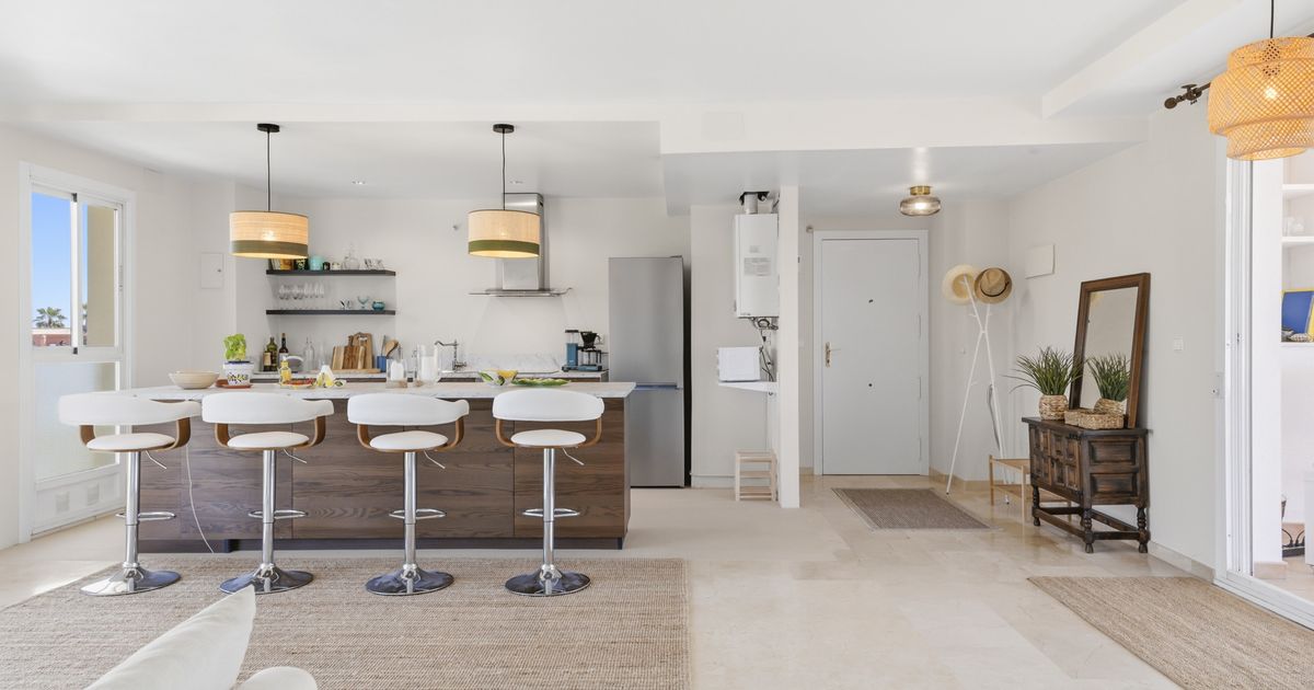 Apartment in San Pedro de Alcantara, Guadalmina Alta, San Pedro de Alcantara, 2/12