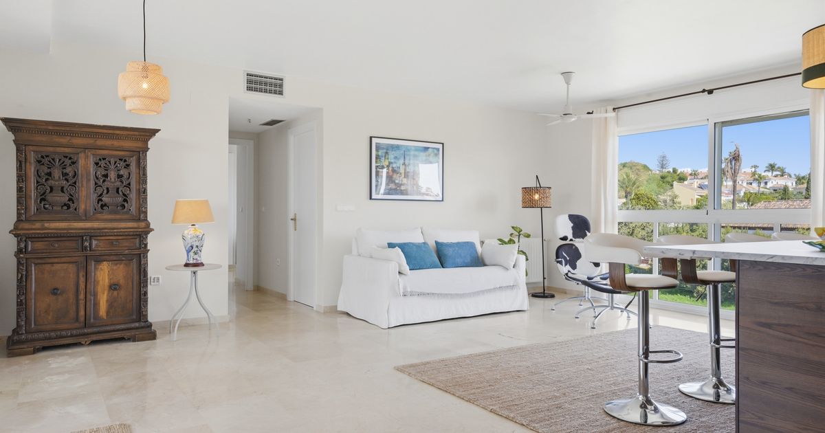 Apartment in San Pedro de Alcantara, Guadalmina Alta, San Pedro de Alcantara, 7/12