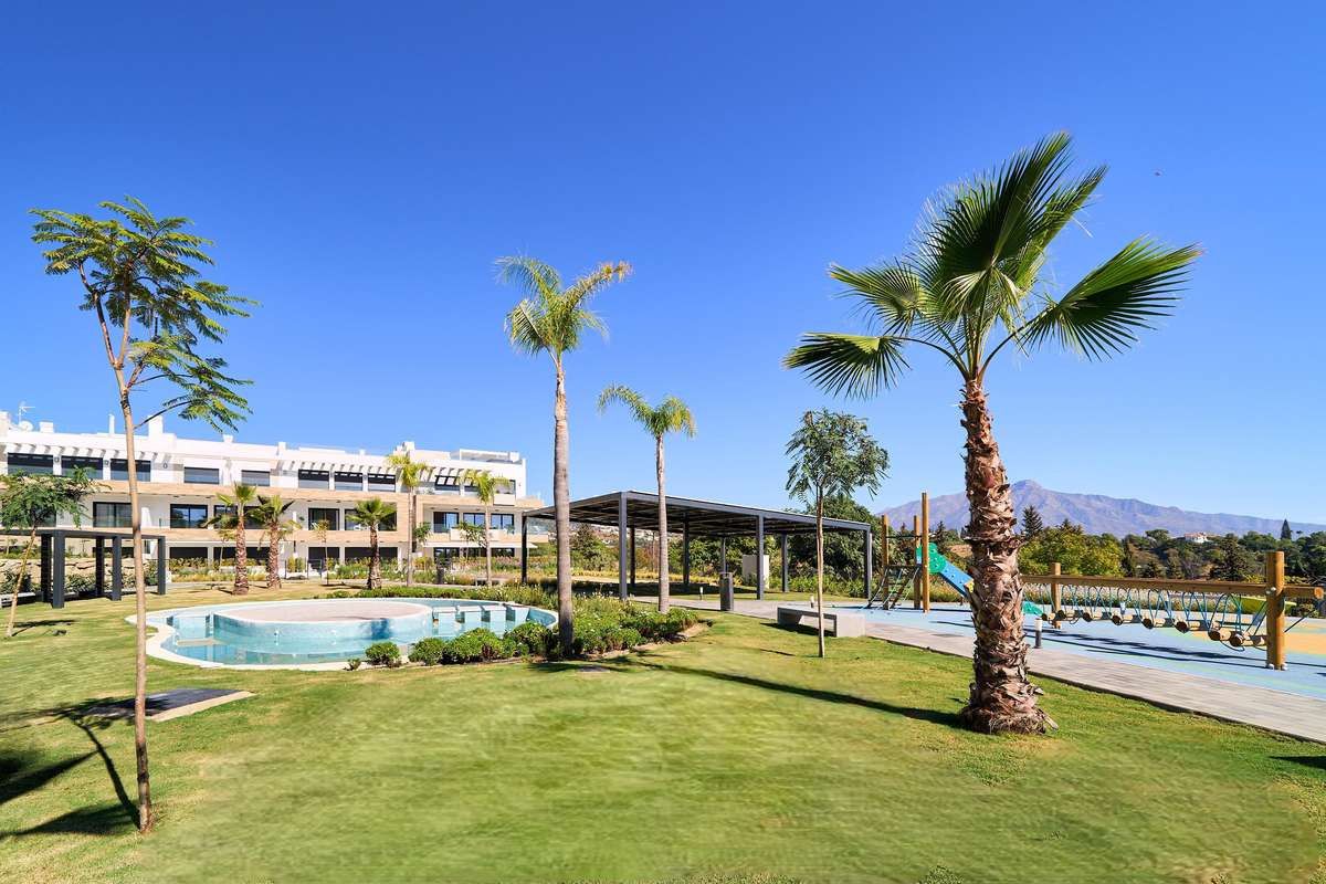 Apartment in Estepona, Estepona, 4/12