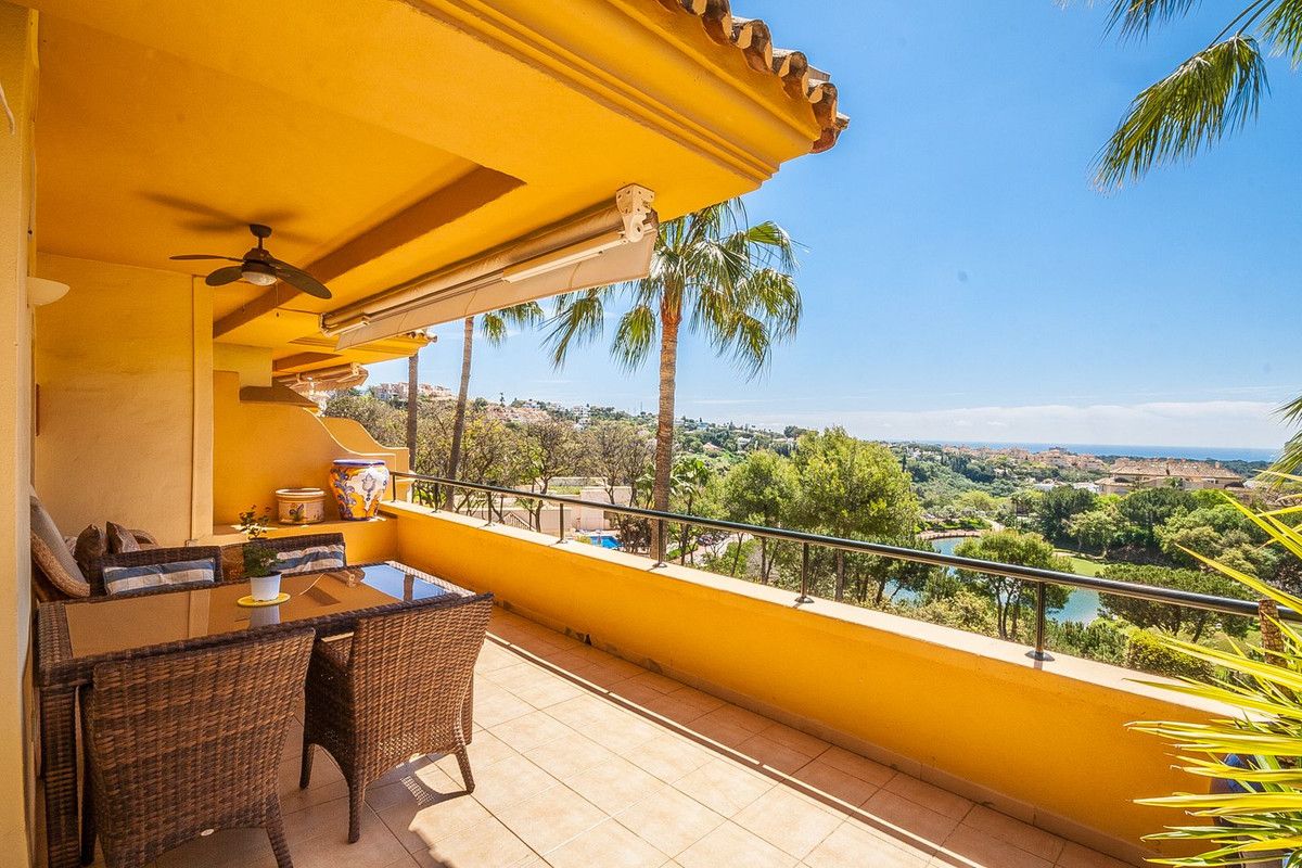 Apartament na środkowym piętrze w Elviria, Elviria, 1/11