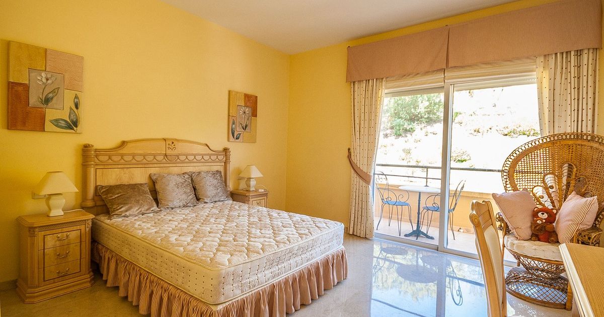 Apartament na środkowym piętrze w Elviria, Elviria, 10/11