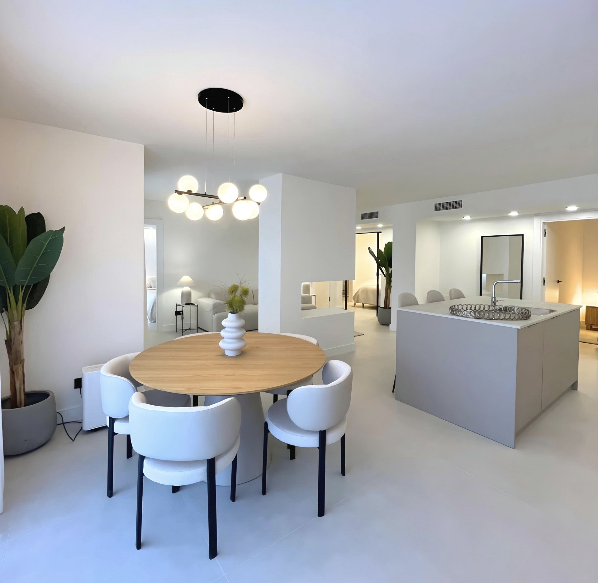Апартаменты на нижнем этаже в Nueva Andalucia, Jardines de Andalucia, Nueva Andalucia, 12/12