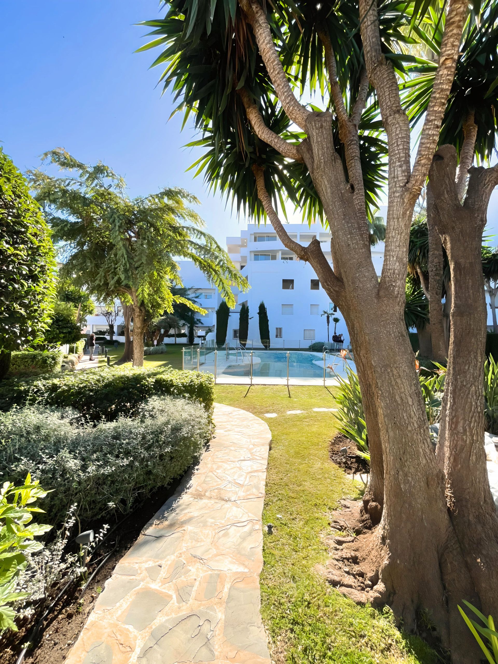 Апартаменты на нижнем этаже в Nueva Andalucia, Jardines de Andalucia, Nueva Andalucia, 6/12
