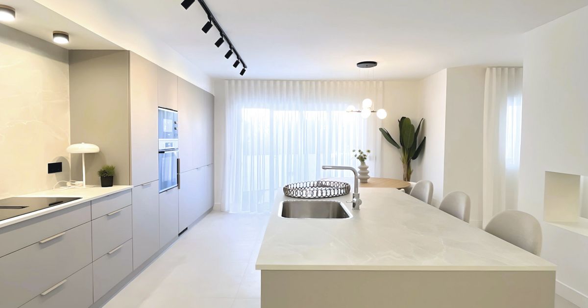 Апартаменты на нижнем этаже в Nueva Andalucia, Jardines de Andalucia, Nueva Andalucia, 9/12