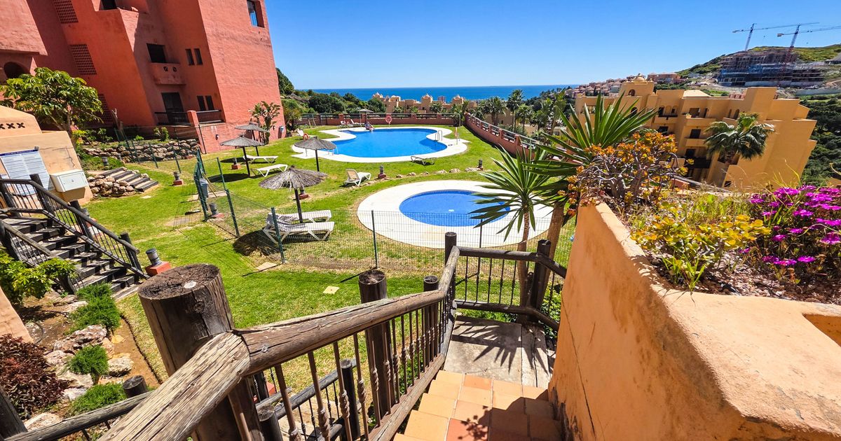 Ground Floor Apartment in Manilva, La Duquesa, Manilva, 1/12