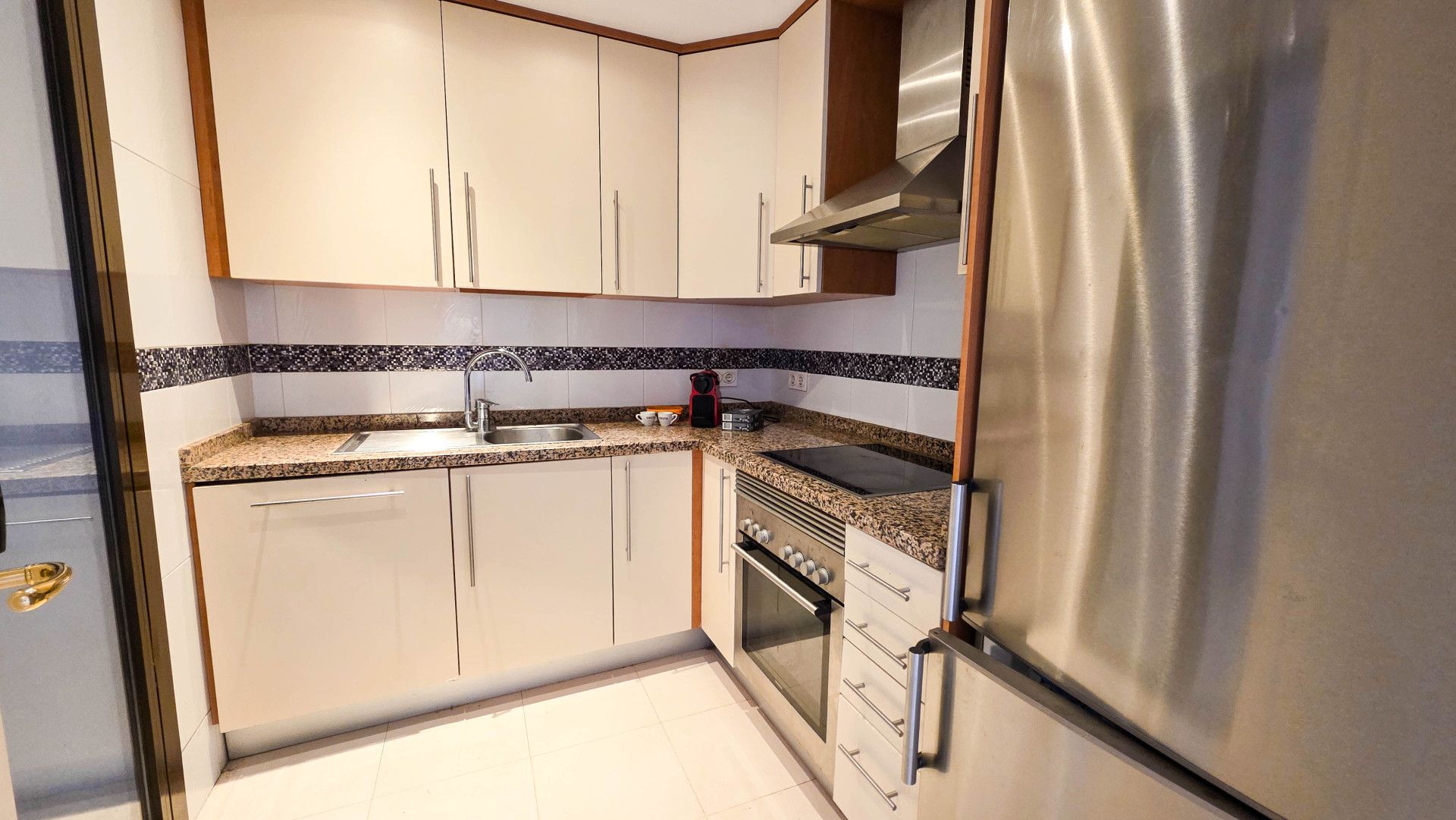 Ground Floor Apartment in Manilva, La Duquesa, Manilva, 3/12