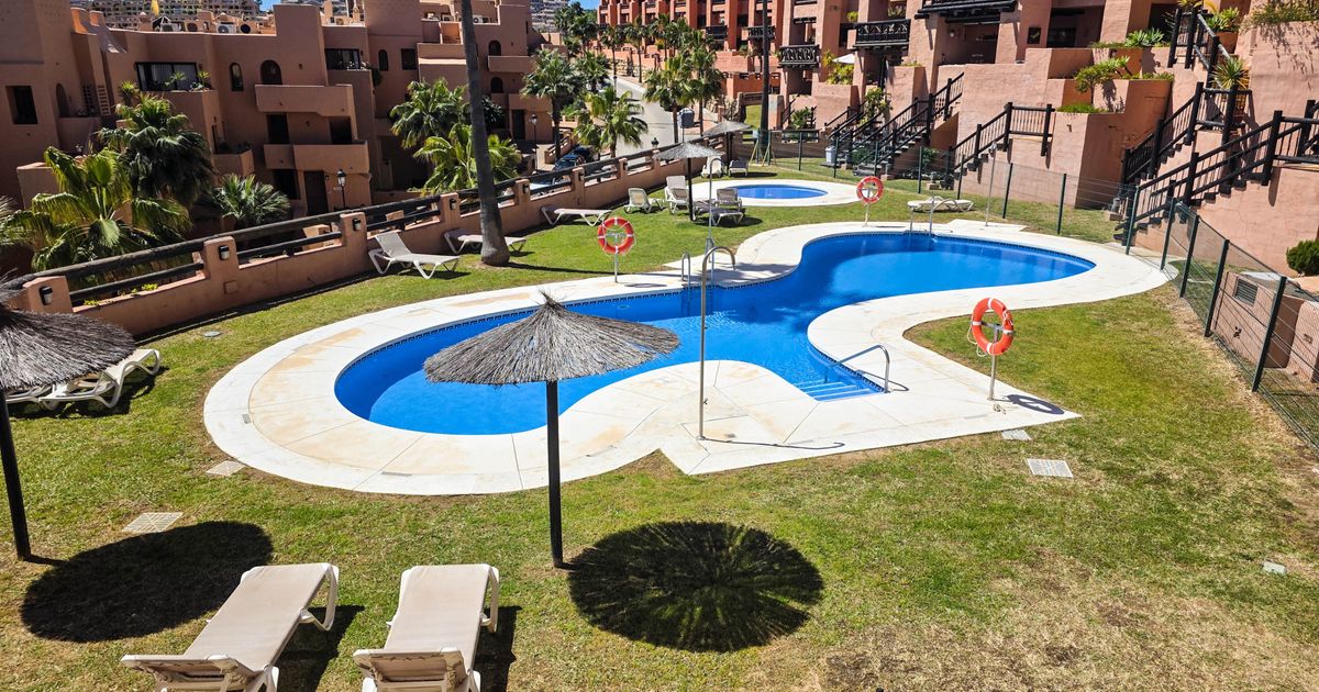 Ground Floor Apartment in Manilva, La Duquesa, Manilva, 8/12