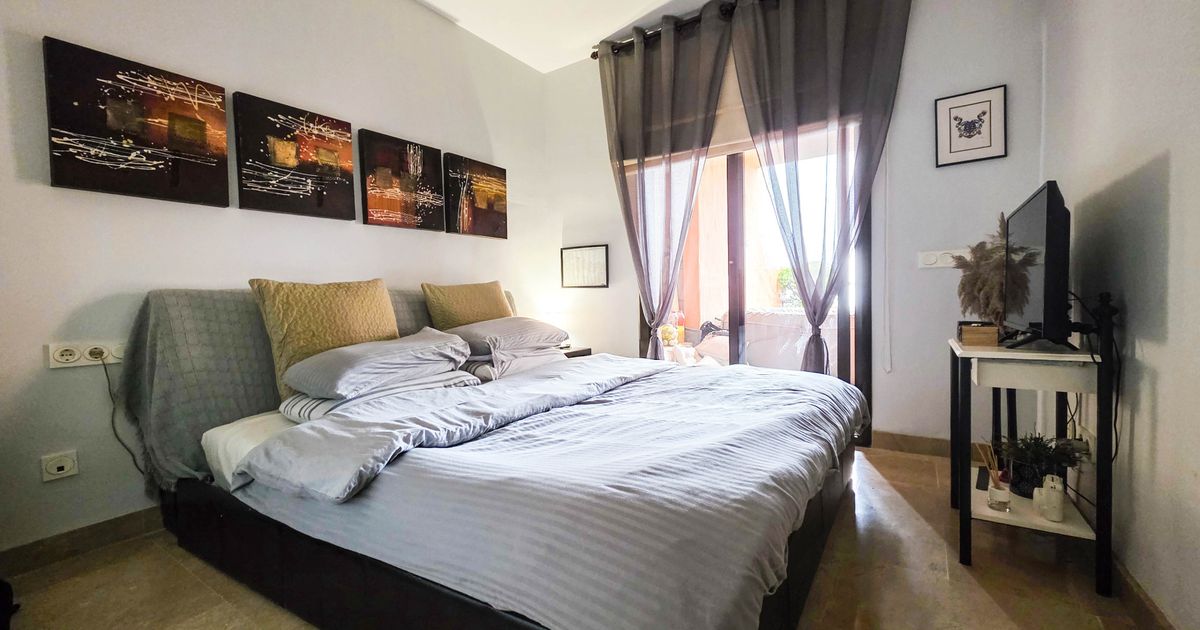 Ground Floor Apartment in Manilva, La Duquesa, Manilva, 9/12