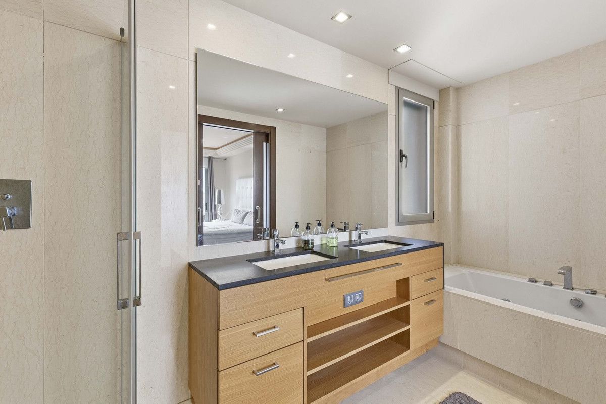 Apartment in der mittleren Etage in Los Arqueros, Los Arqueros, 7/12