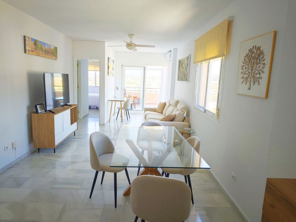 Top Floor Apartment in Los Pacos, Los Pacos, 2/12