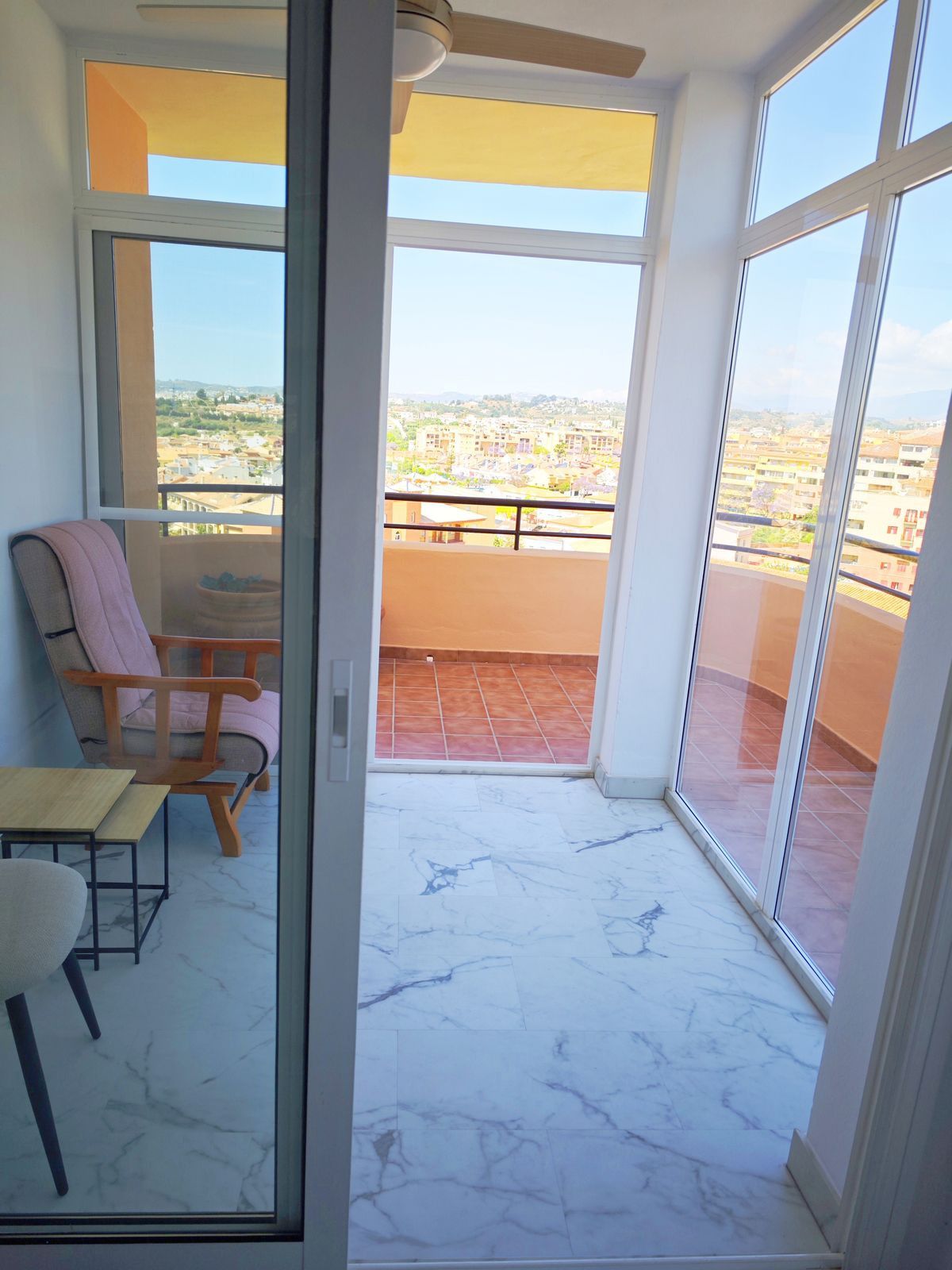 Top Floor Apartment in Los Pacos, Los Pacos, 3/12