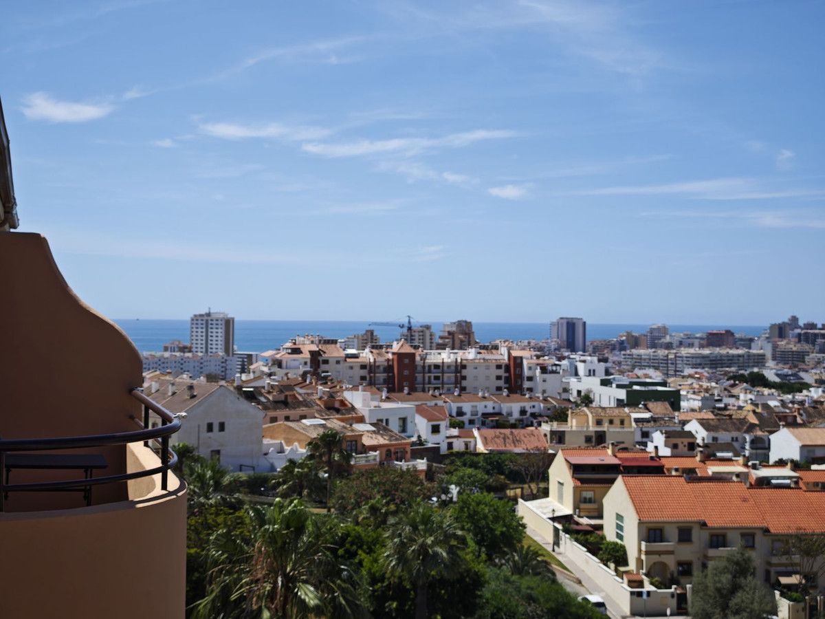 Top Floor Apartment in Los Pacos, Los Pacos, 4/12