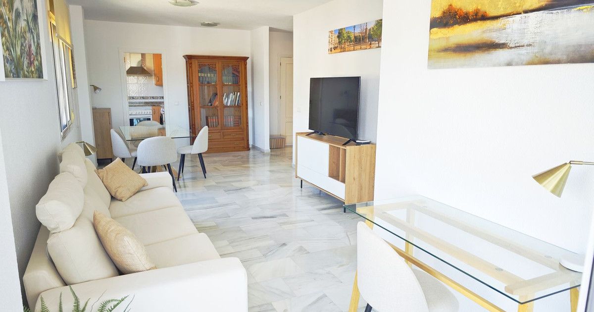 Top Floor Apartment in Los Pacos, Los Pacos, 6/12