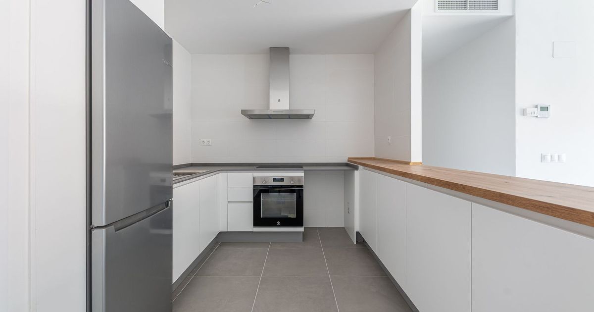 Appartement à un étage intermédiaire à Benalmadena, Benalmadena, 6/12