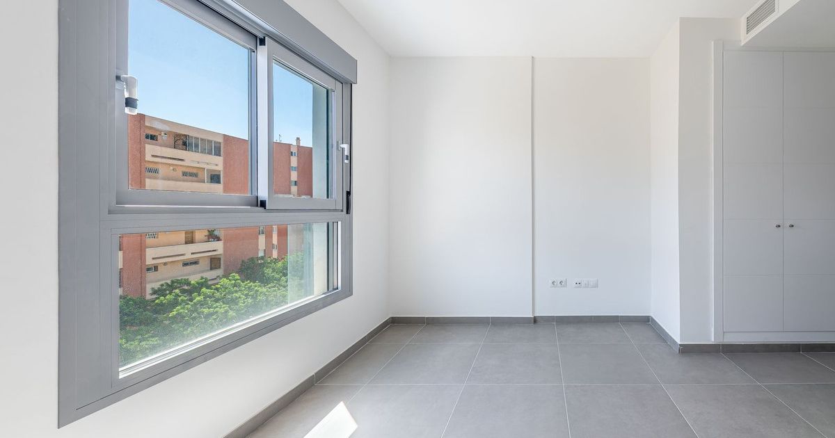 Appartement à un étage intermédiaire à Benalmadena, Benalmadena, 7/12