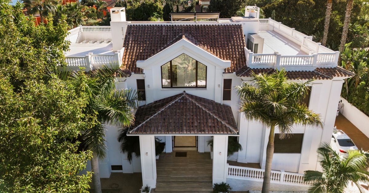 Villa in Estepona, Estepona, 1/12