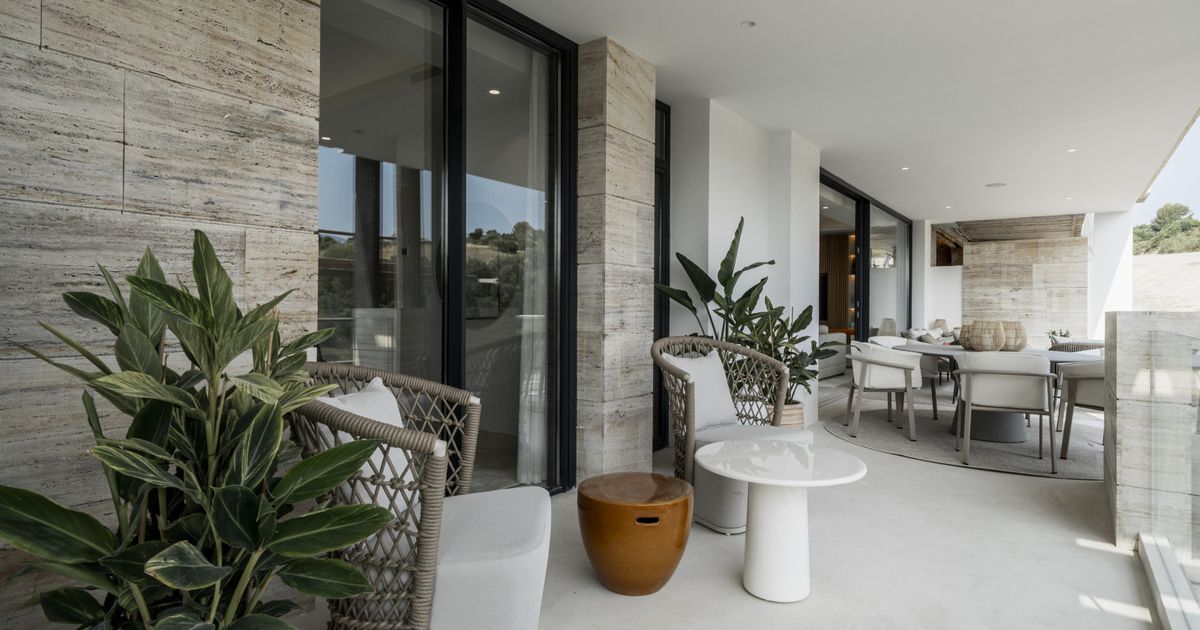 Begane grond appartement in Marbella, Marbella, 12/12
