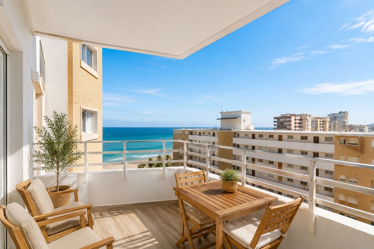 Апартаменты на среднем этаже в Fuengirola, Fuengirola, 1/11