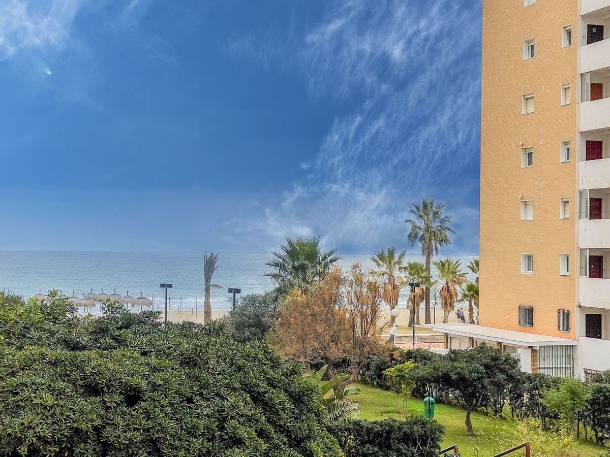 Апартаменты на среднем этаже в Fuengirola, Fuengirola, 3/11