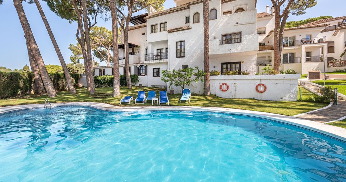 Appartement au dernier étage à Aloha, Aloha, 1/12