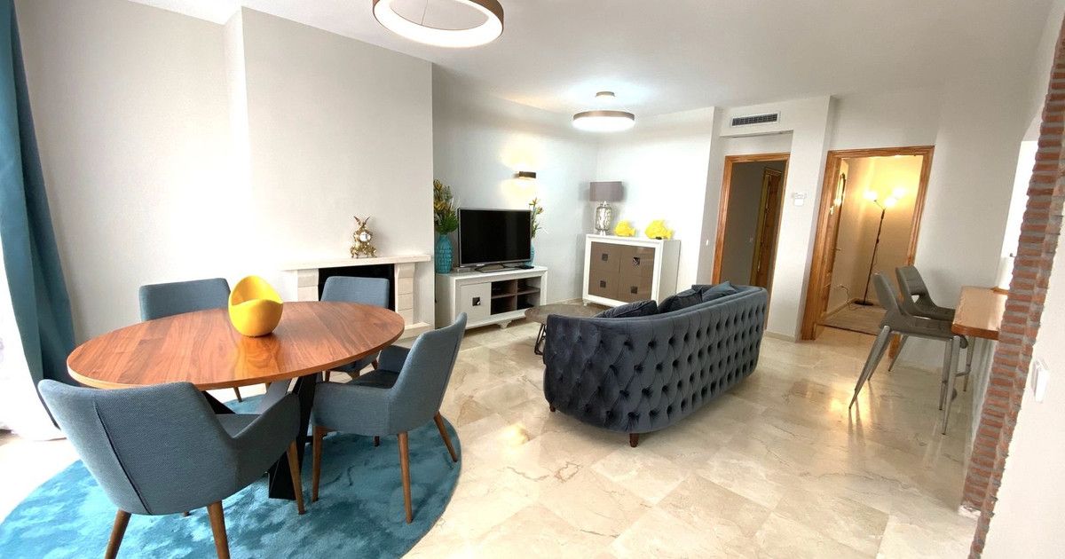 Appartement au dernier étage à Aloha, Aloha, 6/12