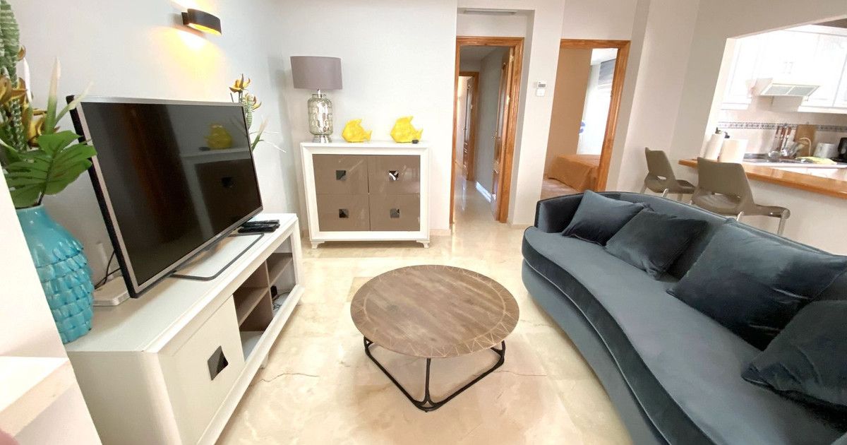 Appartement au dernier étage à Aloha, Aloha, 8/12