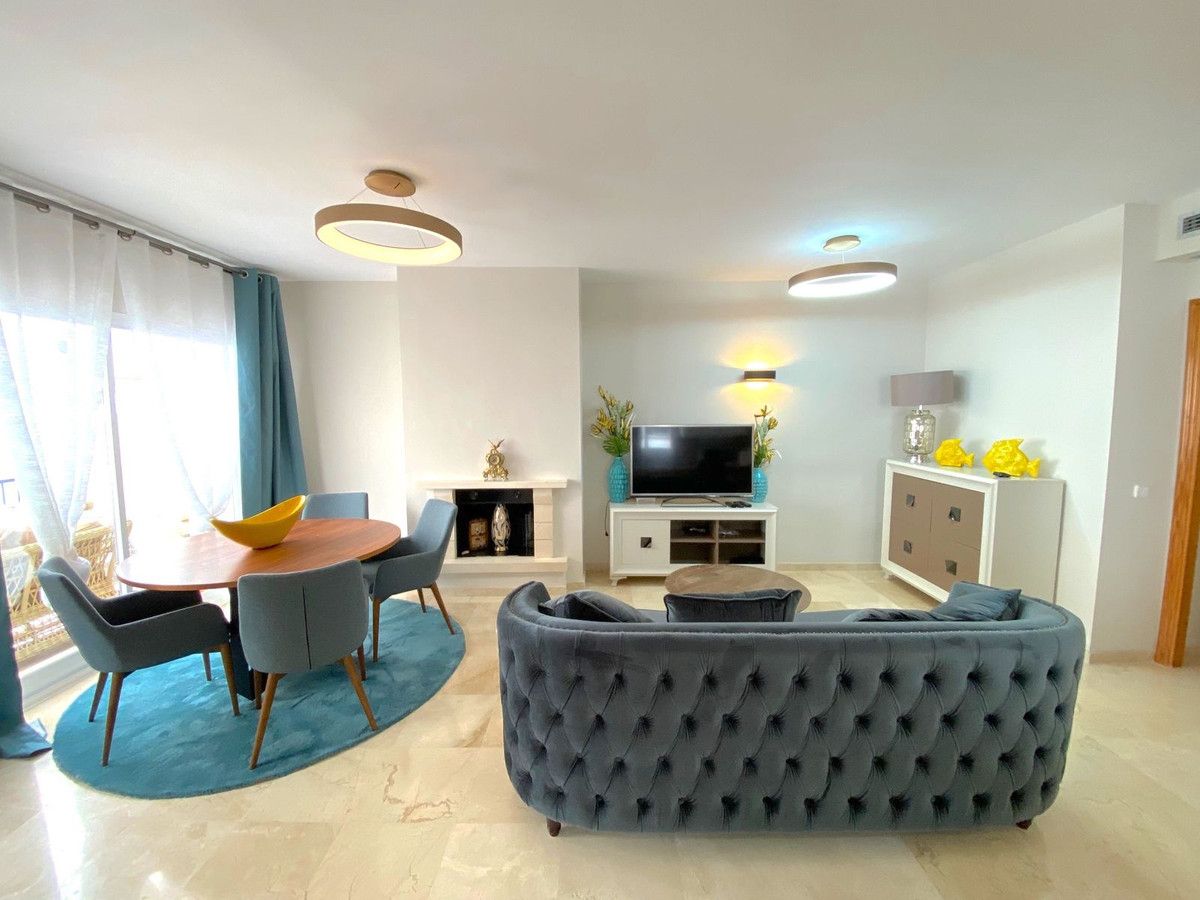 Appartement au dernier étage à Aloha, Aloha, 9/12