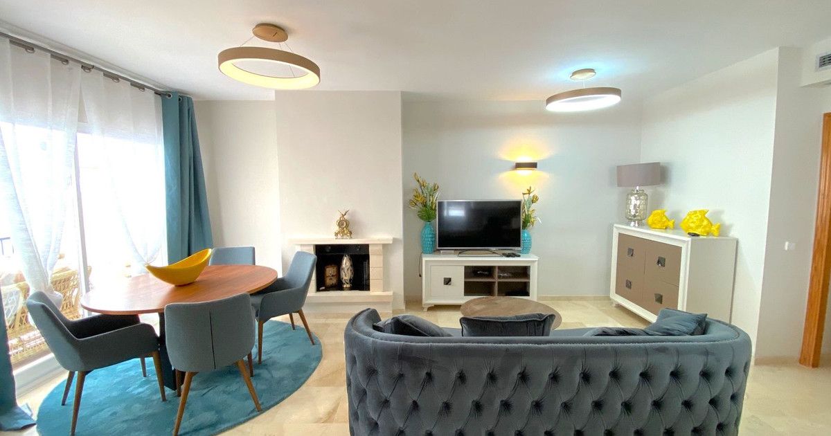 Appartement au dernier étage à Aloha, Aloha, 9/12