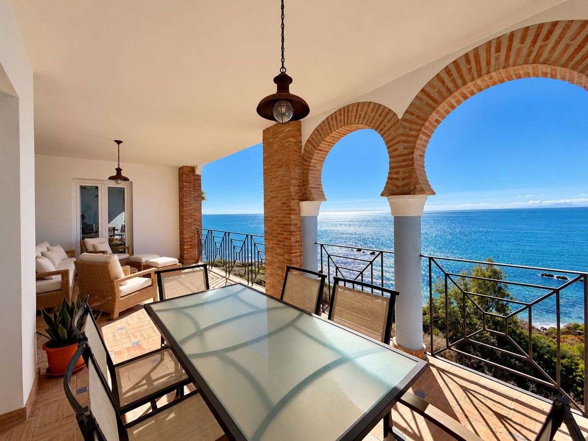 Penthouse Duplex in Casares Playa, Casares Playa, 10/12
