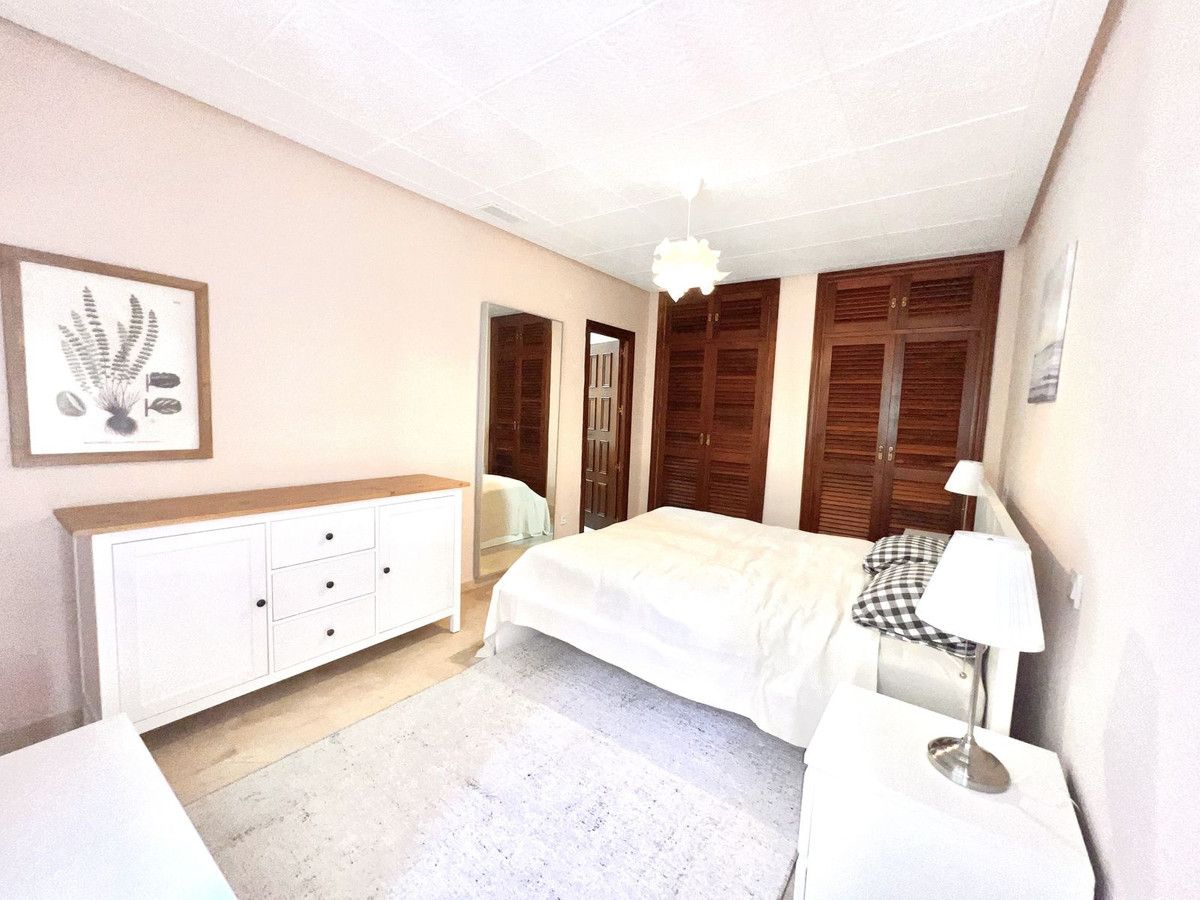 Ground Floor Apartment in Nueva Andalucía, Nueva Andalucía, 6/12