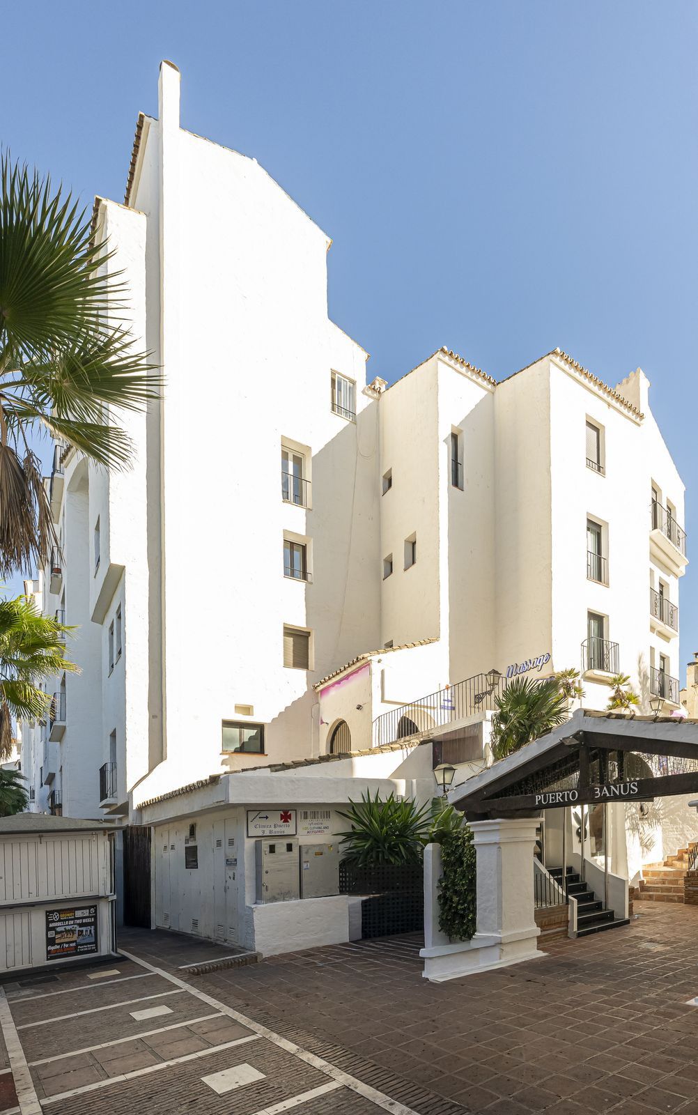 Apartamento en Planta Media en Puerto Banús, Puerto Banús, 3/12
