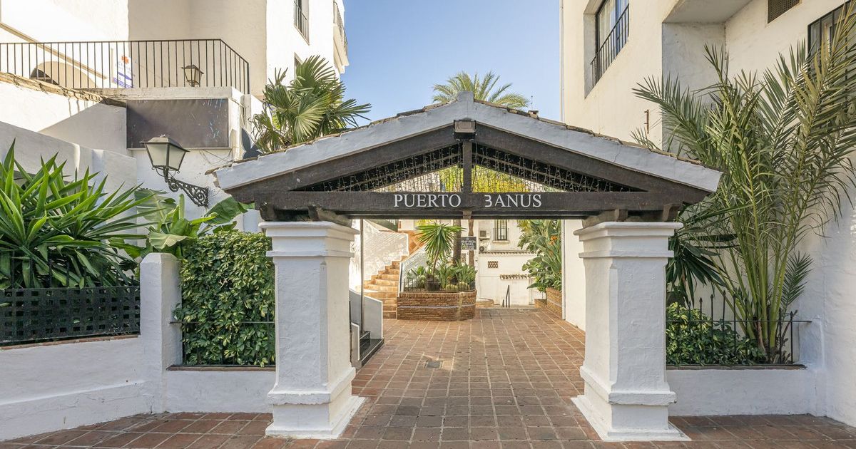 Apartamento en Planta Media en Puerto Banús, Puerto Banús, 4/12