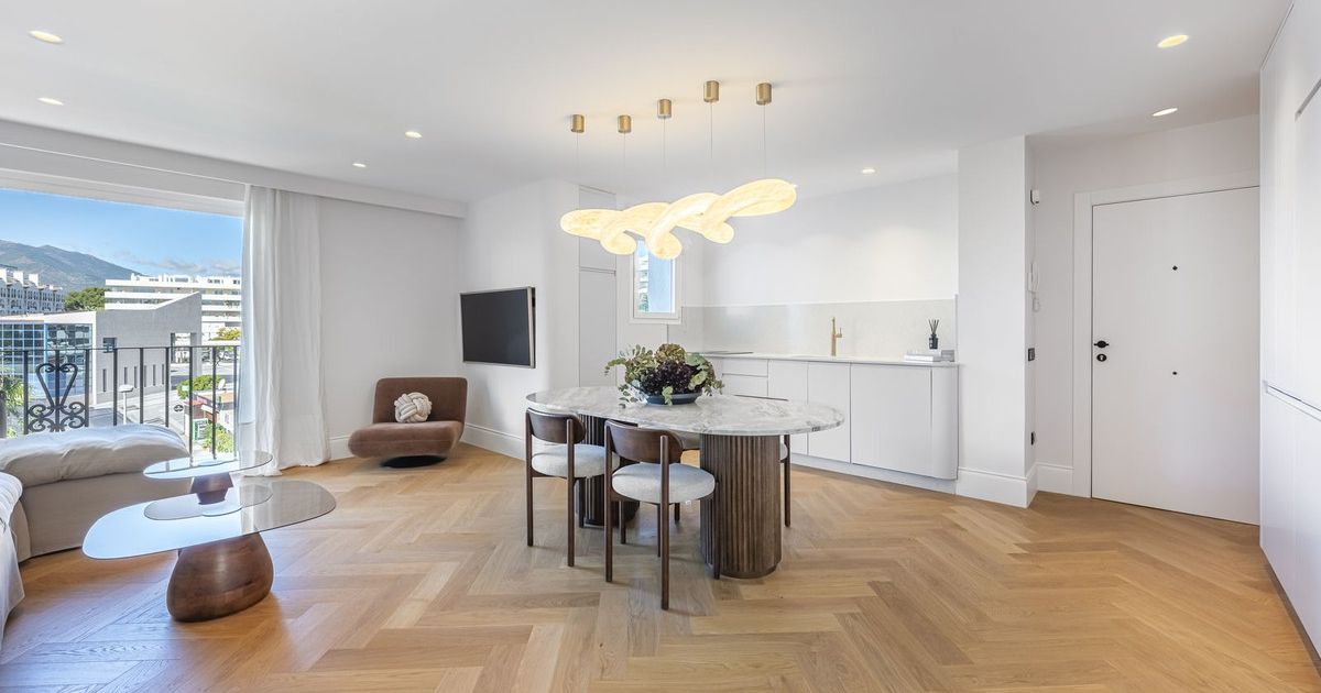 Apartamento en Planta Media en Puerto Banús, Puerto Banús, 10/12