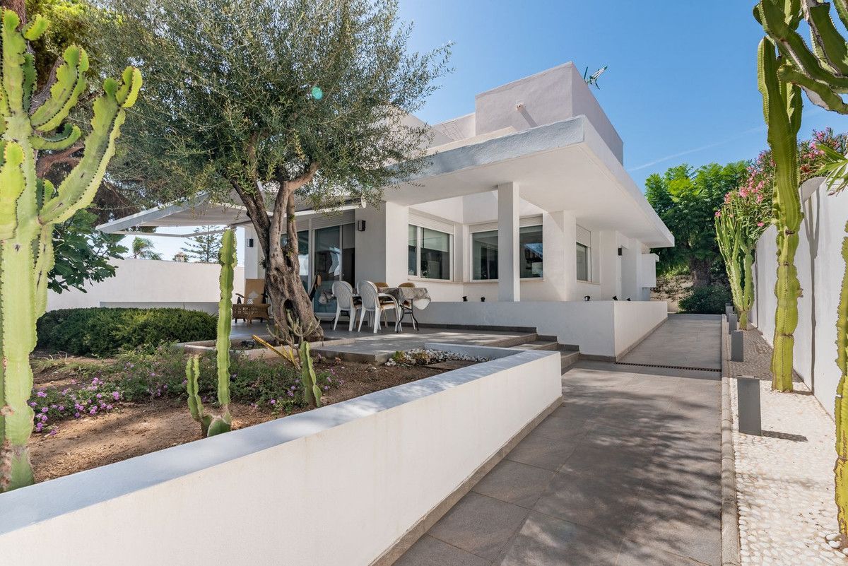 Detached Villa in Marbella, Marbella, 1/12