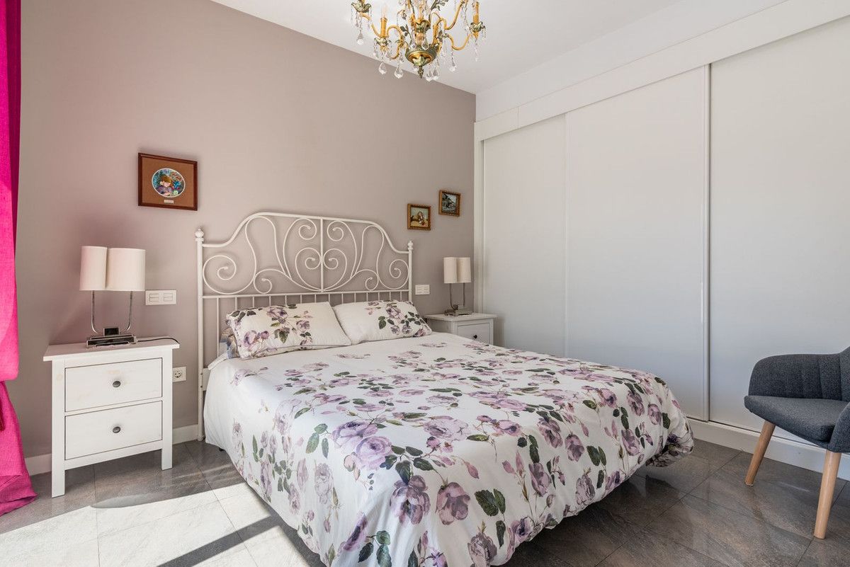 Detached Villa in Marbella, Marbella, 9/12