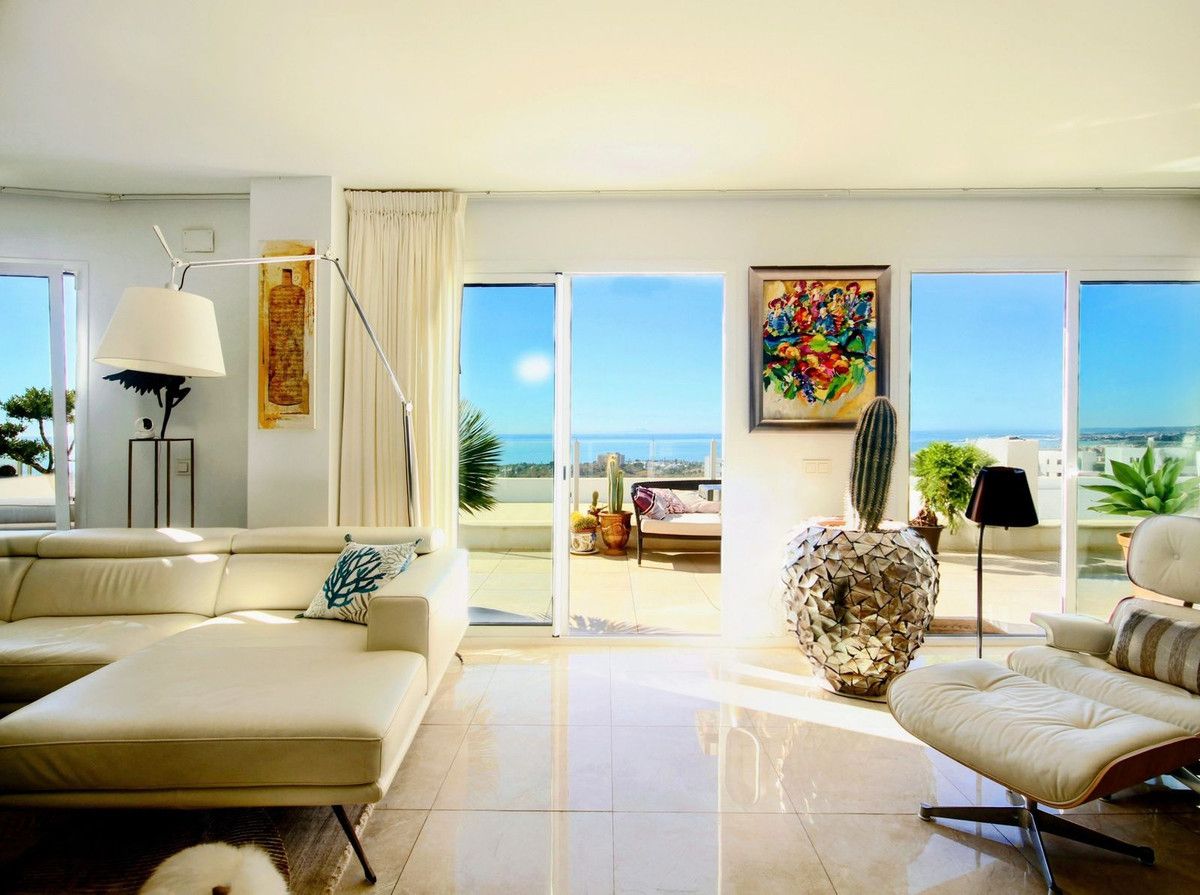 Penthouse Duplex in Altos de los Monteros, Altos de los Monteros, 12/12